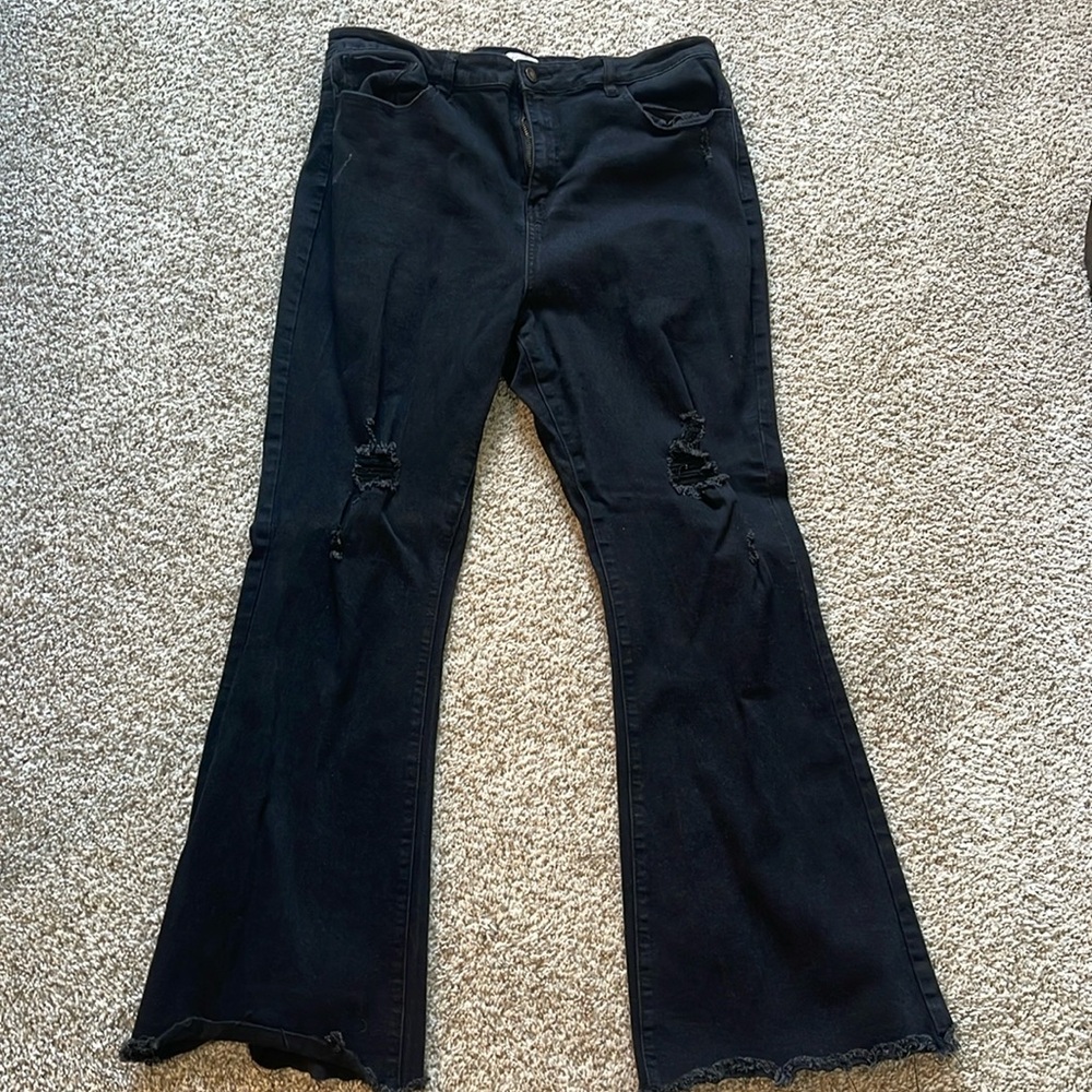 Kansan signature black jeans